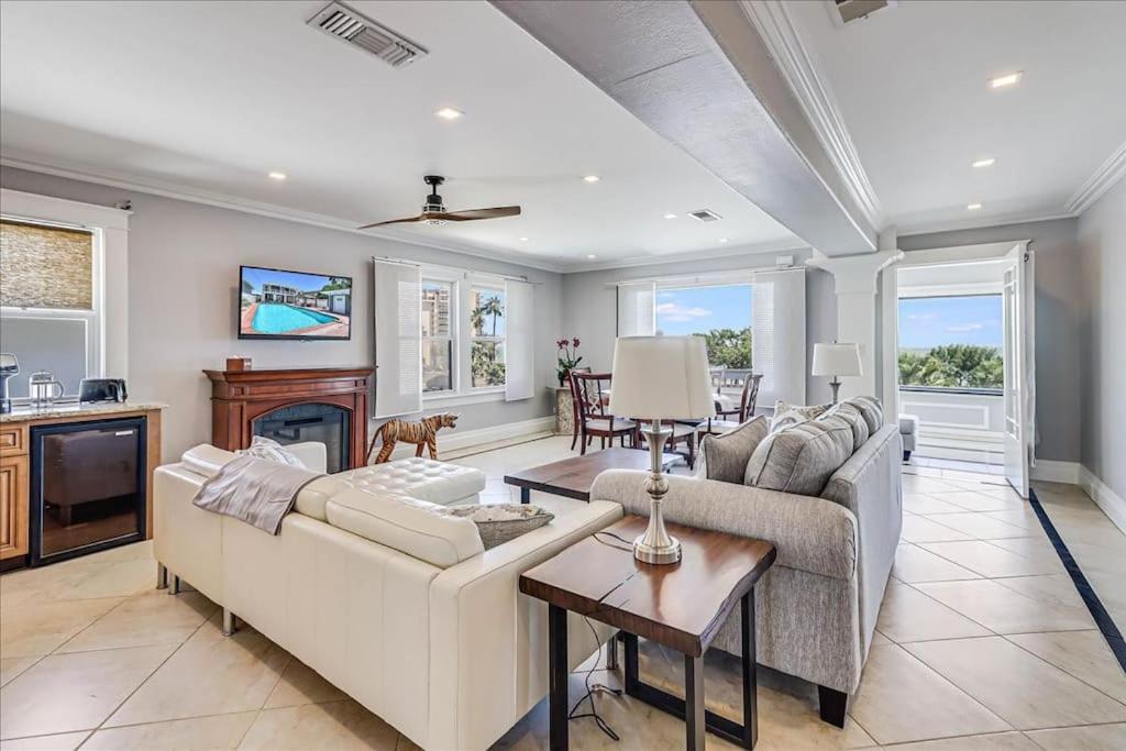 Ocean View With Pool Casa De Joy Dos Upstairs Unit *