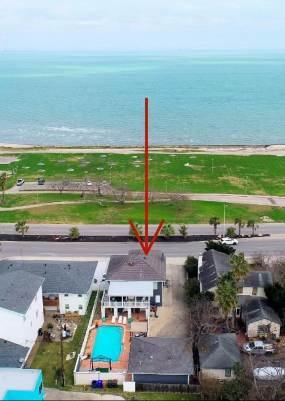 Holiday home Ocean View With Pool Casa De Joy Dos Upstairs Unit *